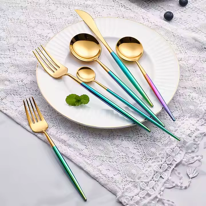 رنگ قاشق چنگال طلایی و رنگی